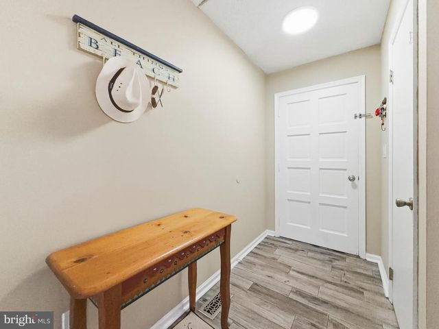 1353 LAKEVIEW PKWY, Locust Grove, VA 22508