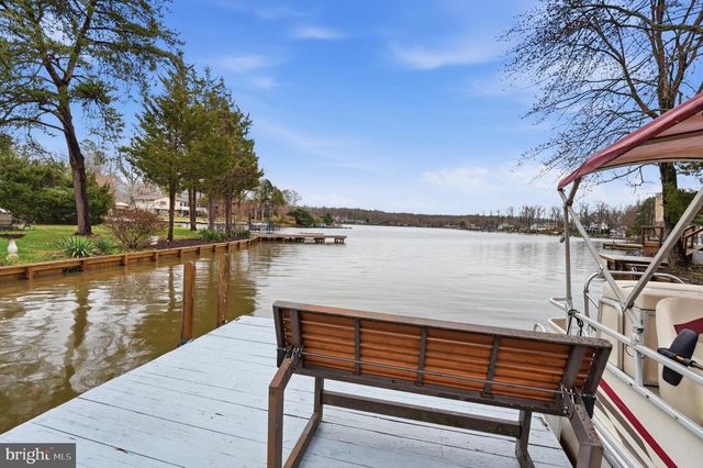 1353 LAKEVIEW PKWY, Locust Grove, VA 22508