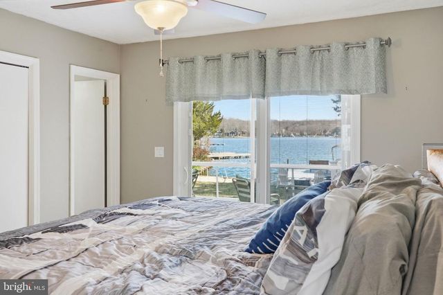 1353 LAKEVIEW PKWY, Locust Grove, VA 22508