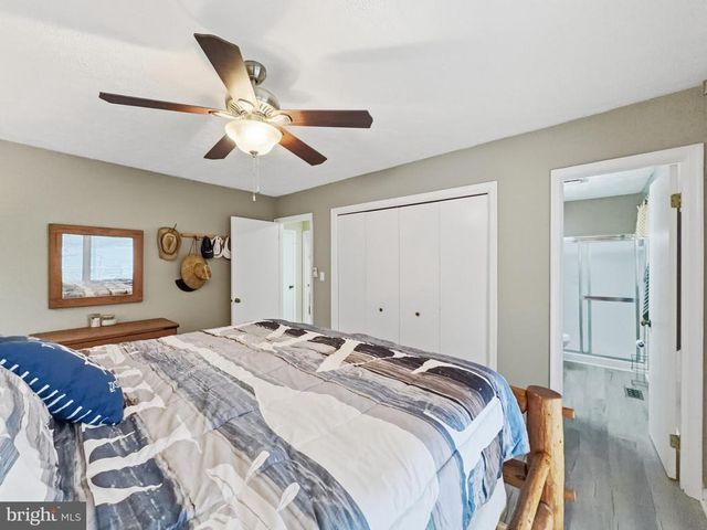 1353 LAKEVIEW PKWY, Locust Grove, VA 22508