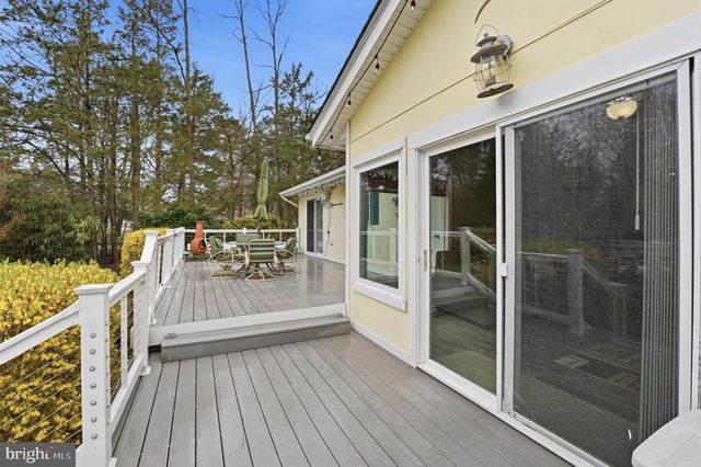 1353 LAKEVIEW PKWY, Locust Grove, VA 22508