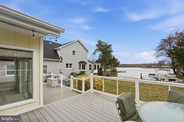 1353 LAKEVIEW PKWY, Locust Grove, VA 22508