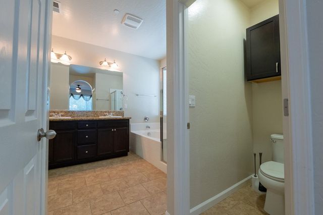 3083 N Stanley Avenue, Fresno, CA 93737