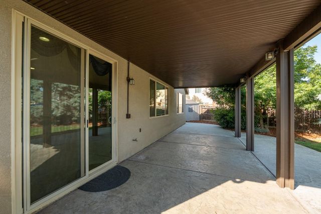 3083 N Stanley Avenue, Fresno, CA 93737