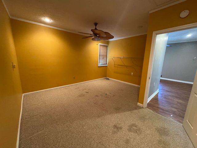 222 Sunrise Landing Road, Russell Springs, KY 42642