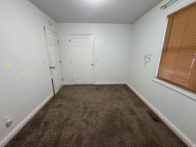 222 Sunrise Landing Road, Russell Springs, KY 42642