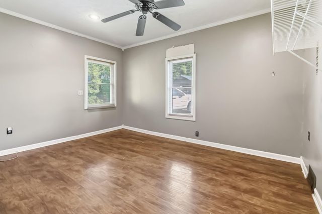 222 Sunrise Landing Road, Russell Springs, KY 42642