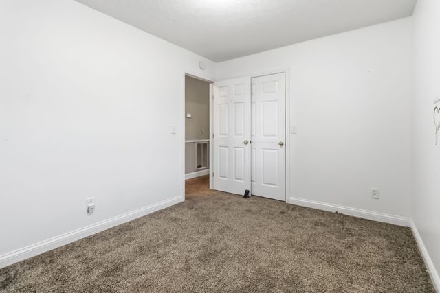 222 Sunrise Landing Road, Russell Springs, KY 42642