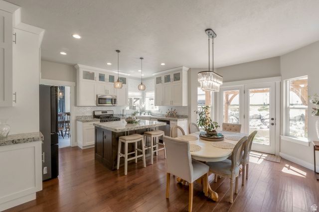 6729 W CLEAR WATER DR, Herriman, UT 84096