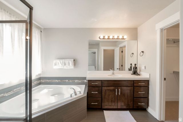 6729 W CLEAR WATER DR, Herriman, UT 84096