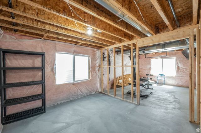 6729 W CLEAR WATER DR, Herriman, UT 84096
