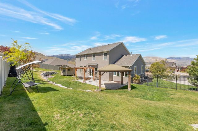 6729 W CLEAR WATER DR, Herriman, UT 84096