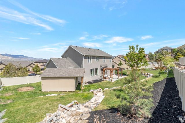 6729 W CLEAR WATER DR, Herriman, UT 84096