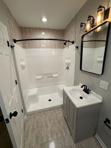 6412 S Greenwood Avenue 2, Chicago, IL 60637