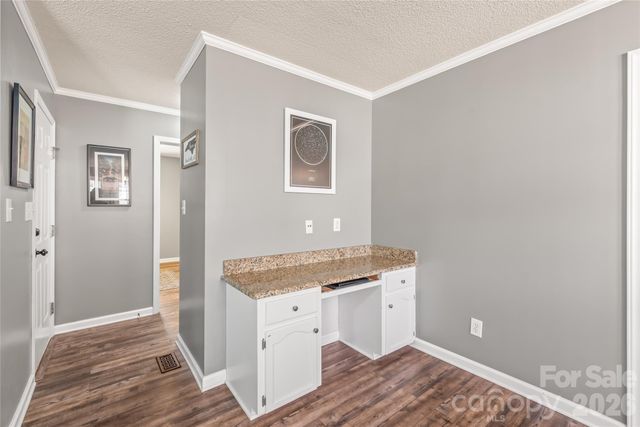 108 Deerfield Drive, Mount Holly, NC 28120