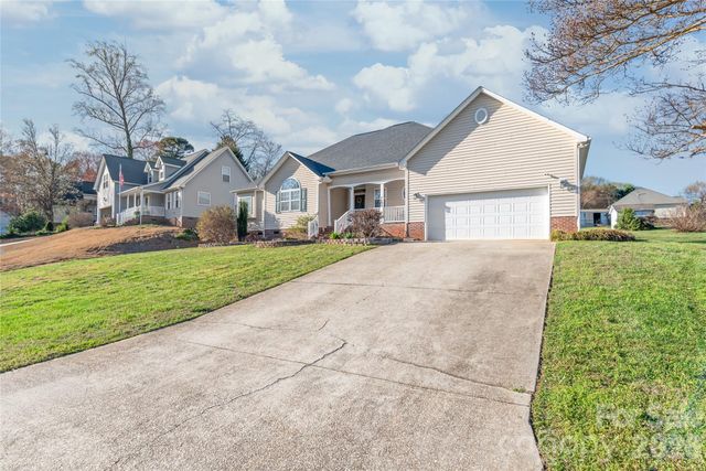 108 Deerfield Drive, Mount Holly, NC 28120