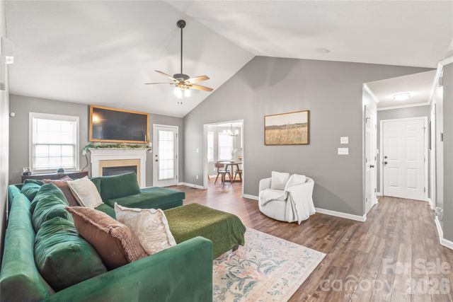 108 Deerfield Drive, Mount Holly, NC 28120