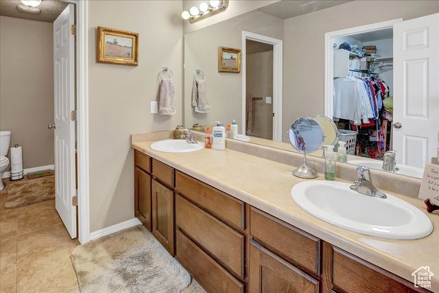 2118 W FOXWOOD ST, West Haven, UT 84401