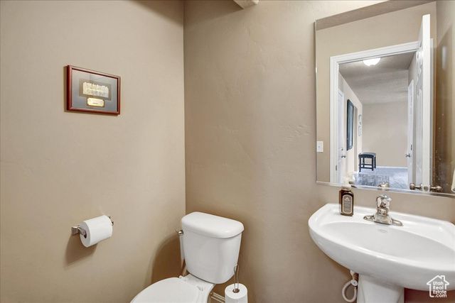 2118 W FOXWOOD ST, West Haven, UT 84401