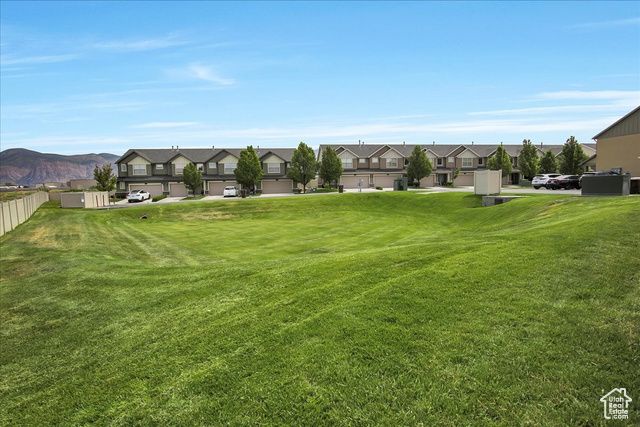 2118 W FOXWOOD ST, West Haven, UT 84401