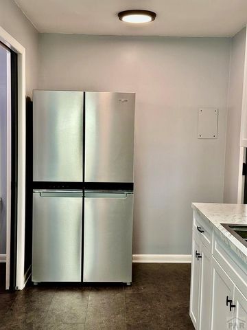 2910 Withers Ave, Pueblo, CO 81008