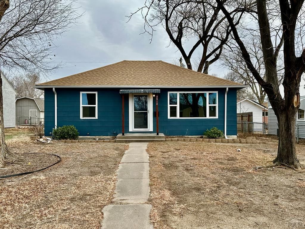 2910 Withers Ave, Pueblo, CO 81008