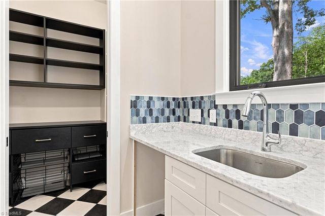 6407 Vedic Drive, Whitsett, NC 27377