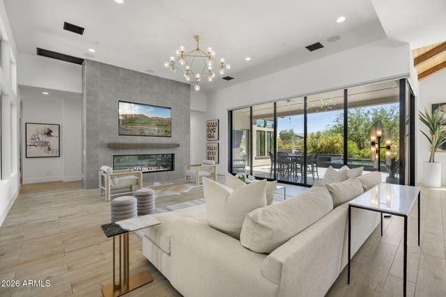 13267 E RANCH GATE Road, Scottsdale, AZ 85255