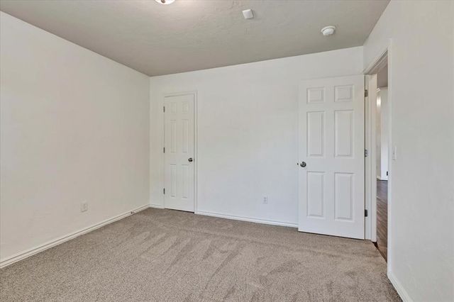 16004 Katie Ridge Drive, Oklahoma City, OK 73013