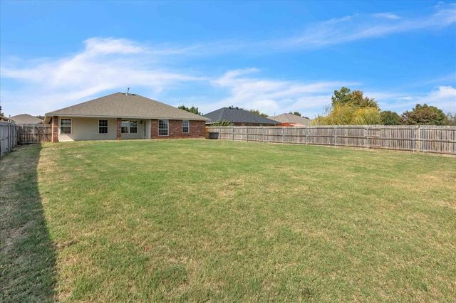 16004 Katie Ridge Drive, Oklahoma City, OK 73013
