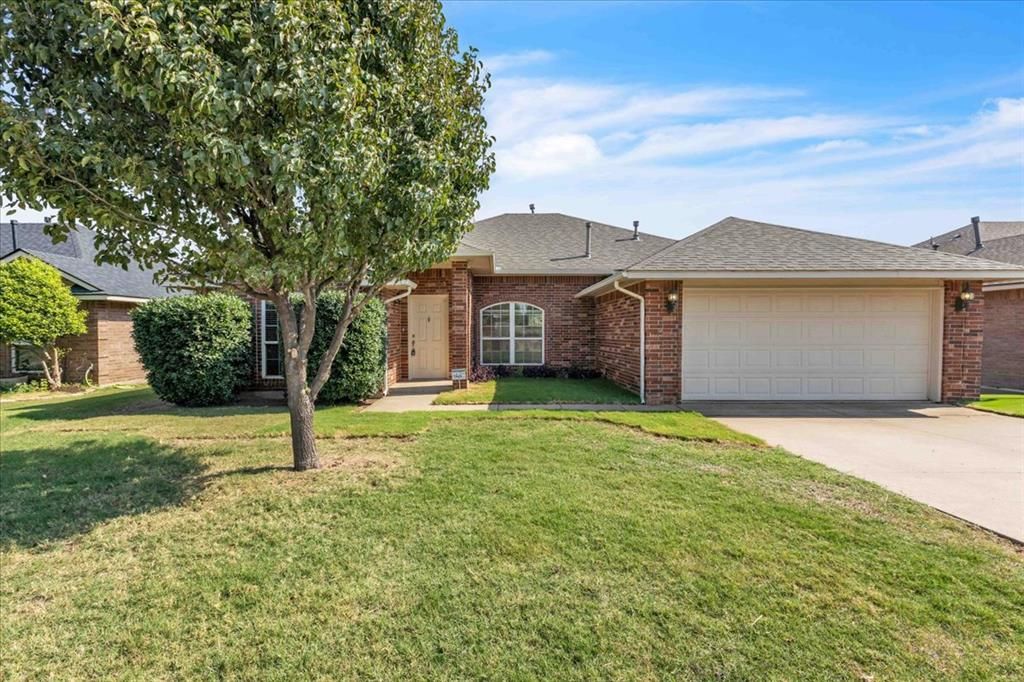 16004 Katie Ridge Drive, Oklahoma City, OK 73013