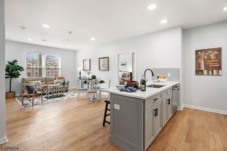 660 Bloomfield Ave, Unit 407 407, Bloomfield Twp., NJ 07003