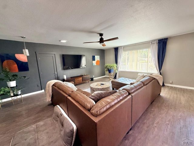 1038 Meadow Lane, Pueblo, CO 81006