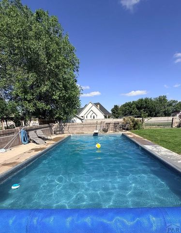 1038 Meadow Lane, Pueblo, CO 81006