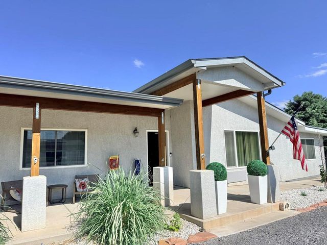 1038 Meadow Lane, Pueblo, CO 81006