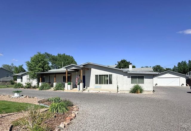 1038 Meadow Lane, Pueblo, CO 81006