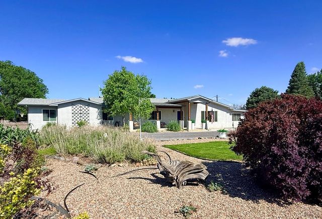 1038 Meadow Lane, Pueblo, CO 81006