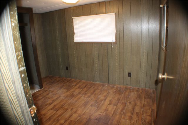 5233 Sam Houston, Log Cabin, TX 75148