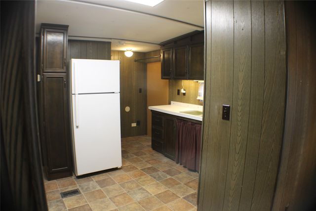 5233 Sam Houston, Log Cabin, TX 75148