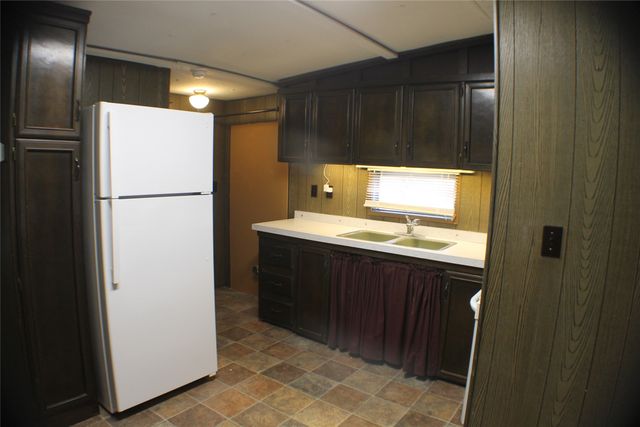 5233 Sam Houston, Log Cabin, TX 75148