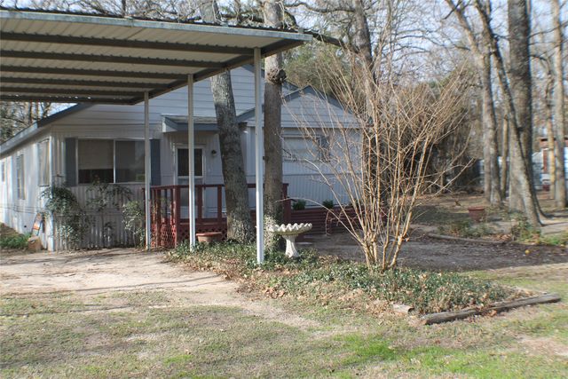 5233 Sam Houston, Log Cabin, TX 75148