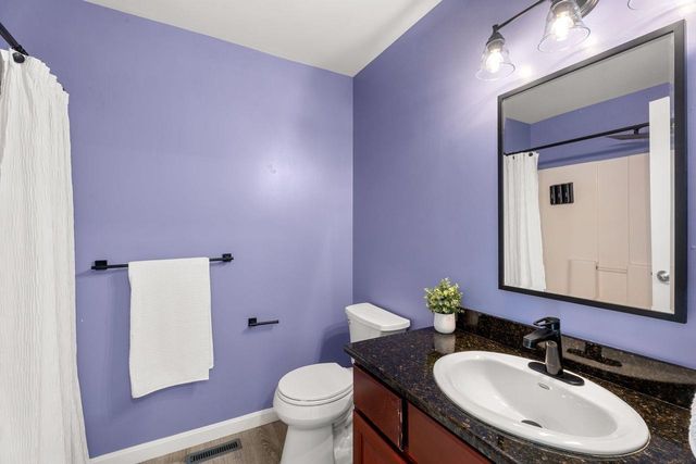 162 Karatzas Avenue, Manchester, NH 03104