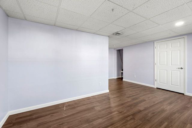 162 Karatzas Avenue, Manchester, NH 03104