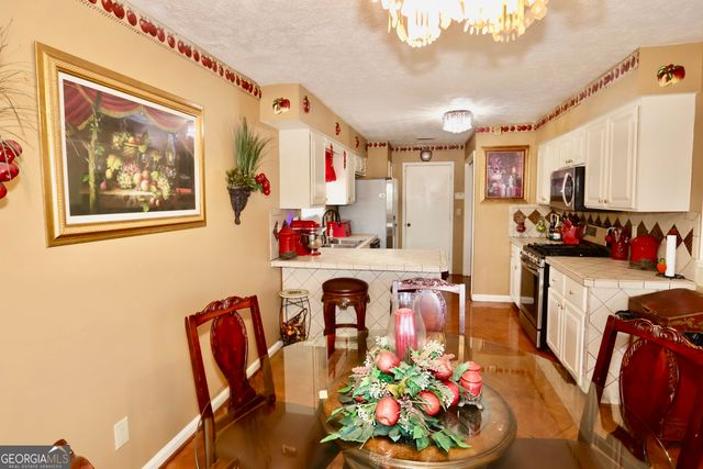 9502 Whaleys Lake Trace, Jonesboro, GA 30238