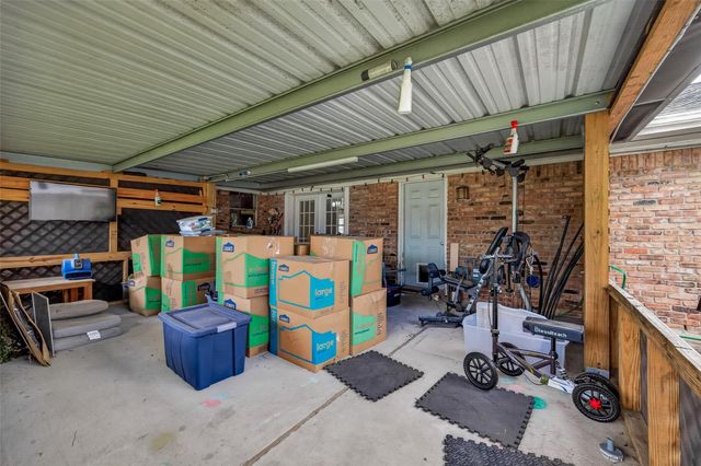 14011 Hollypark Drive, Houston, TX 77015