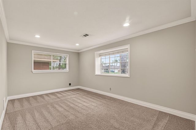 14011 Hollypark Drive, Houston, TX 77015