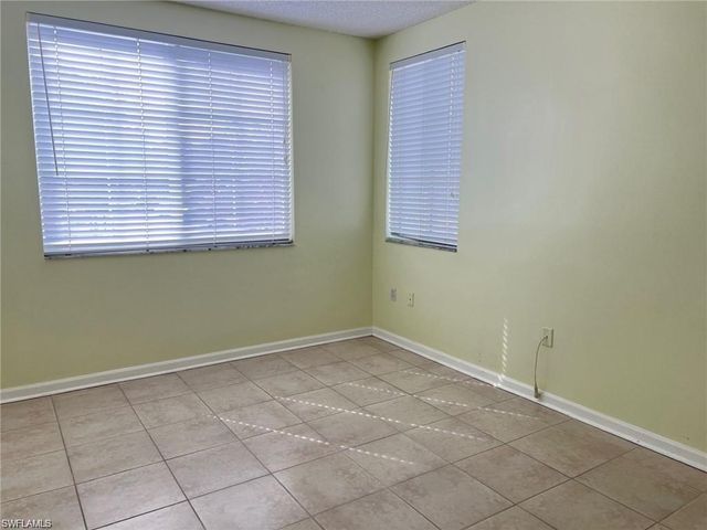 1115 Reserve Ct Apt 201, Naples, FL 34105