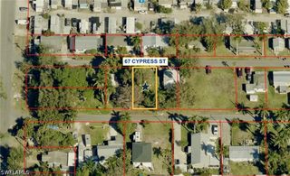67 Cypress ST, North Fort Myers, FL 33903