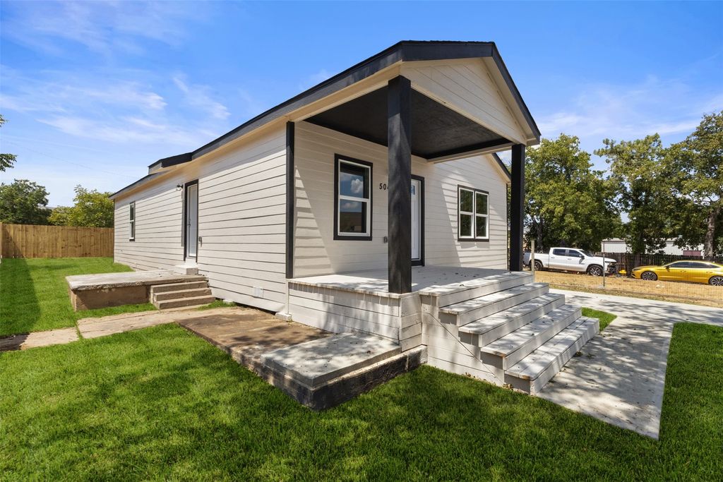 5044 Townsend Drive, Fort Worth, TX 76115 — photo 4