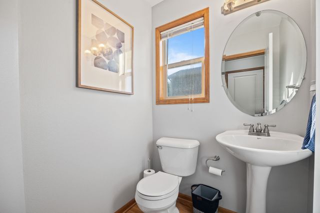 817 35th Street SW, Bondurant, IA 50035